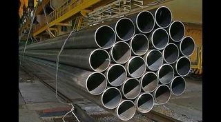 Труба бесшовная горячедеформированная 426х10 мм