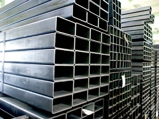 Труба профильная прямоугольная 200х100х8 мм 1 - в «Монолит-Металлопрокат».
